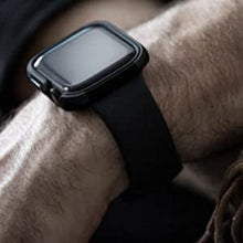 Cargar imagen en el visor de la galería, Funda Apple Watch 40mm Raptic Edge Mecanizado Con Aluminio