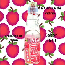 Cargar imagen en el visor de la galería, Bebida Ramune Hata Gaseoso Con Canica Vidrio Sabor De Lichi 200ml 30 Botellas
