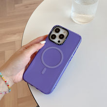 Cargar imagen en el visor de la galería, Funda Traslucida con MagSafe para Iphone
