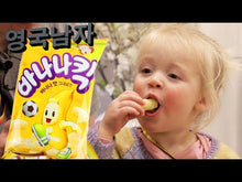 Cargar y reproducir el video en el visor de la galería, Botana Galleta Coreana Nonshim Banana Kick 45g 5pz Sabor Platano Para bebe y Ninos
